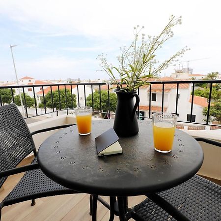 A57 - Lighthouse Apartment In Via Dona Ana ลากอส ภายนอก รูปภาพ
